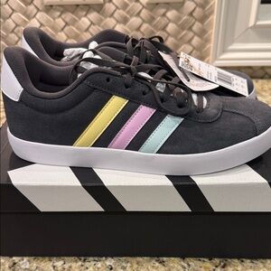 NWT Adidas VL Court 3.0 K